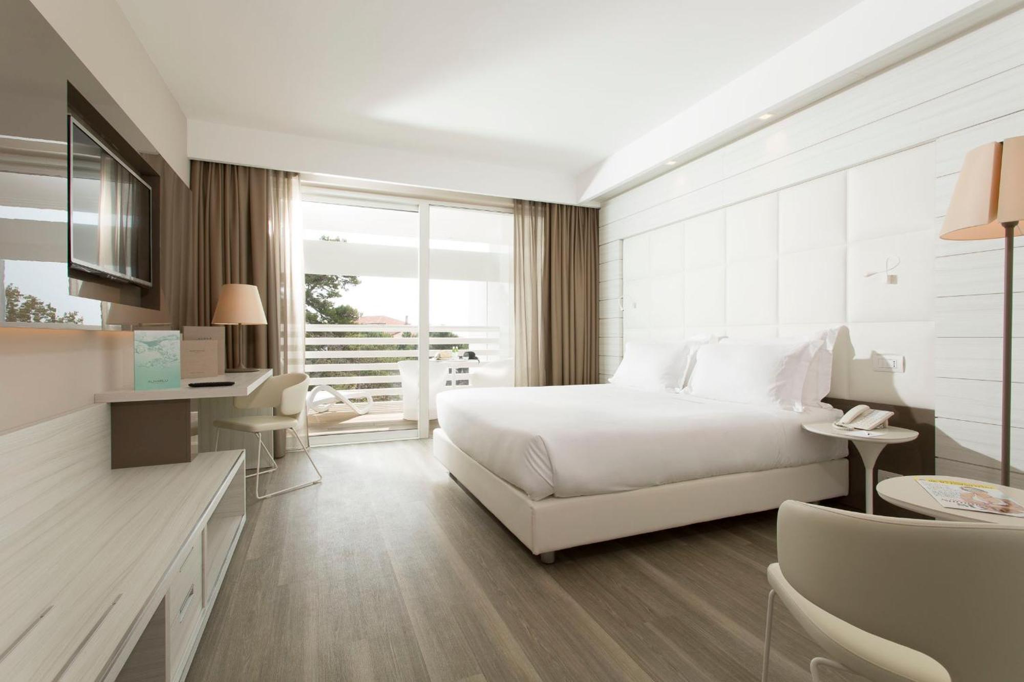 Habitación Doble Superior con vistas parciales al mar - 1 o 2 camas